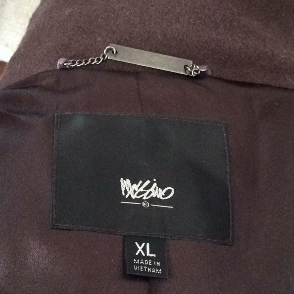 Jacket - Picture 5 of 6